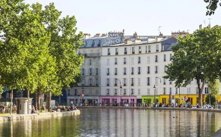Appartement Canal Saint Martin Párizs Franciaország
