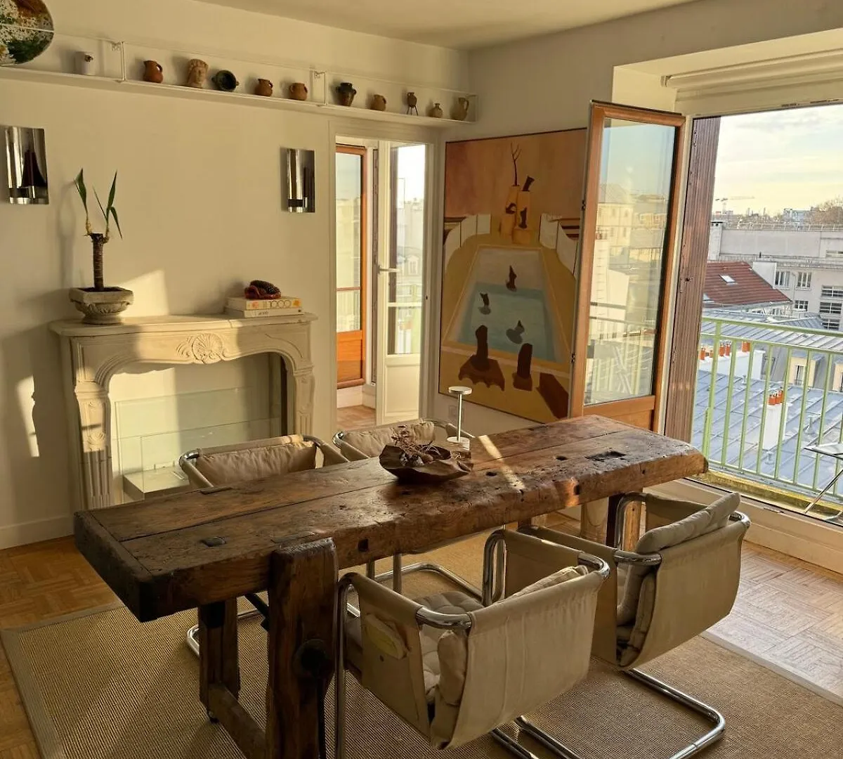 Appartement Canal Saint Martin Paris Apartment